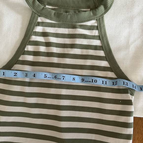 American Eagle top - Picture 3 of 6